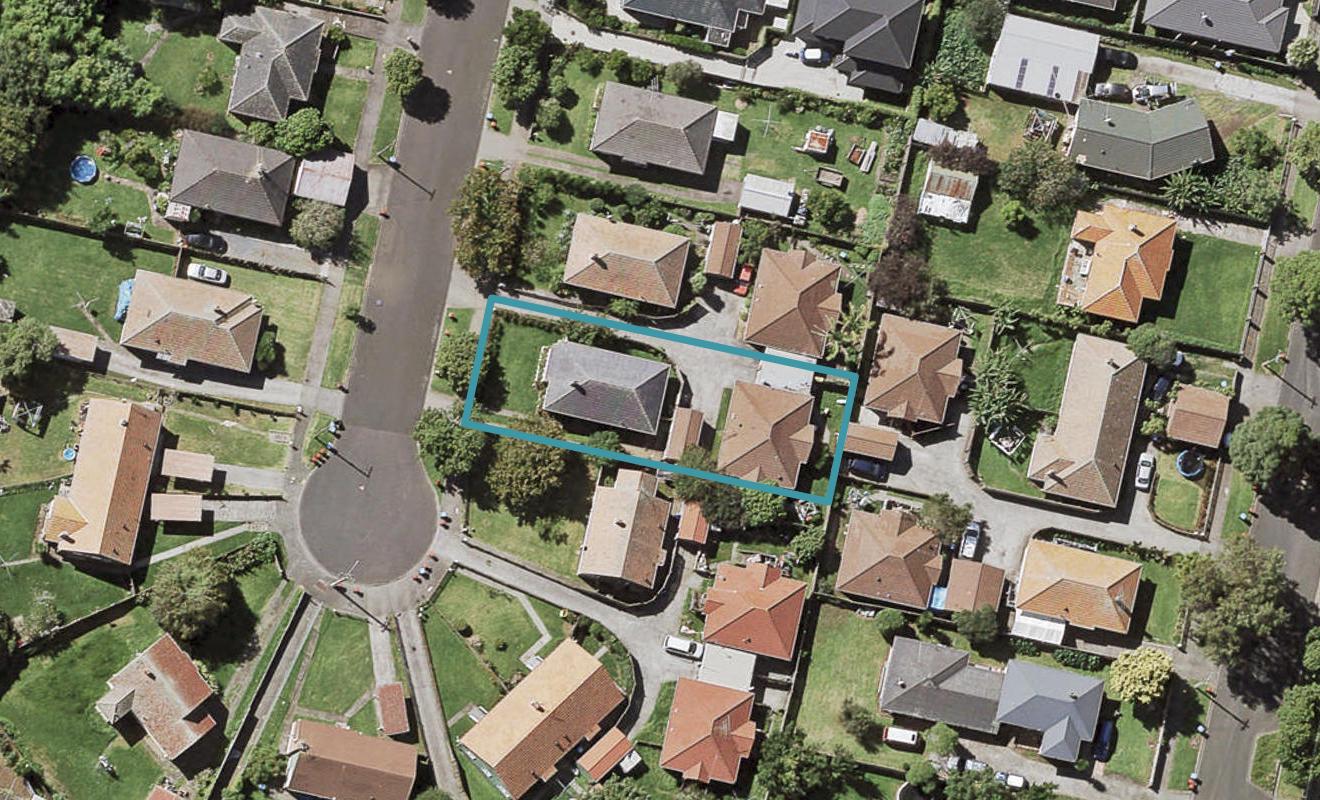 38 Holland Avenue, Point England, Auckland - Carousel 1