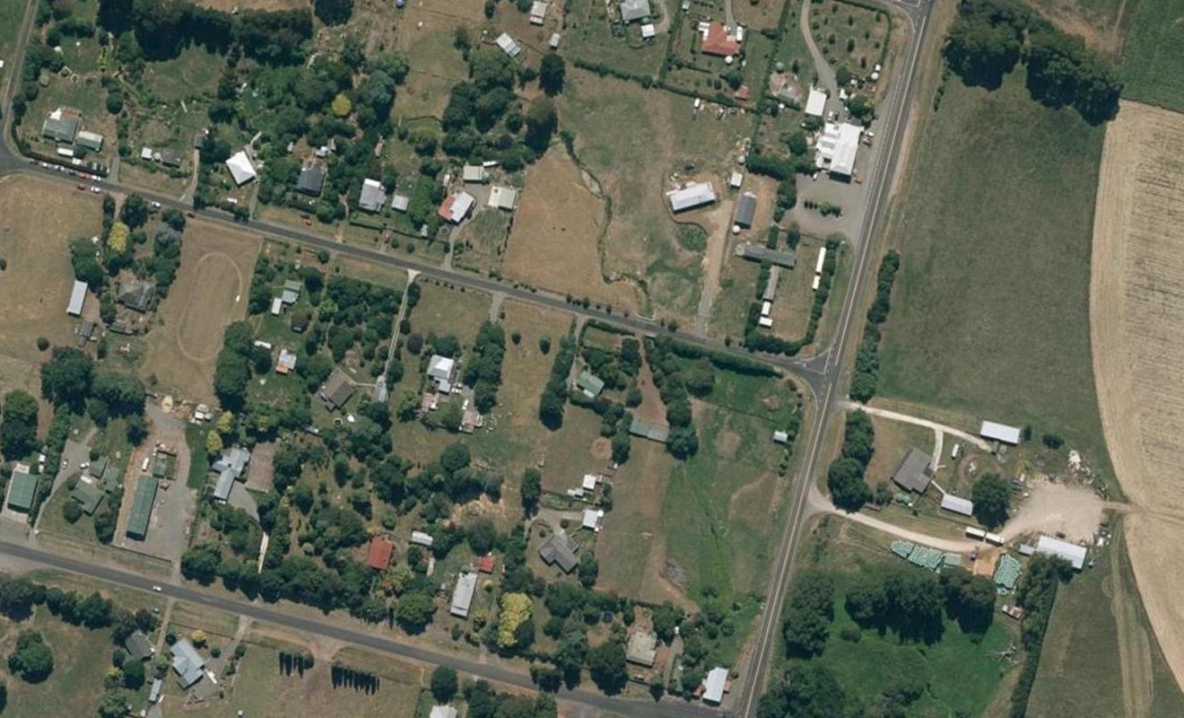 13 Phillips Street, Waipawa - Carousel 1