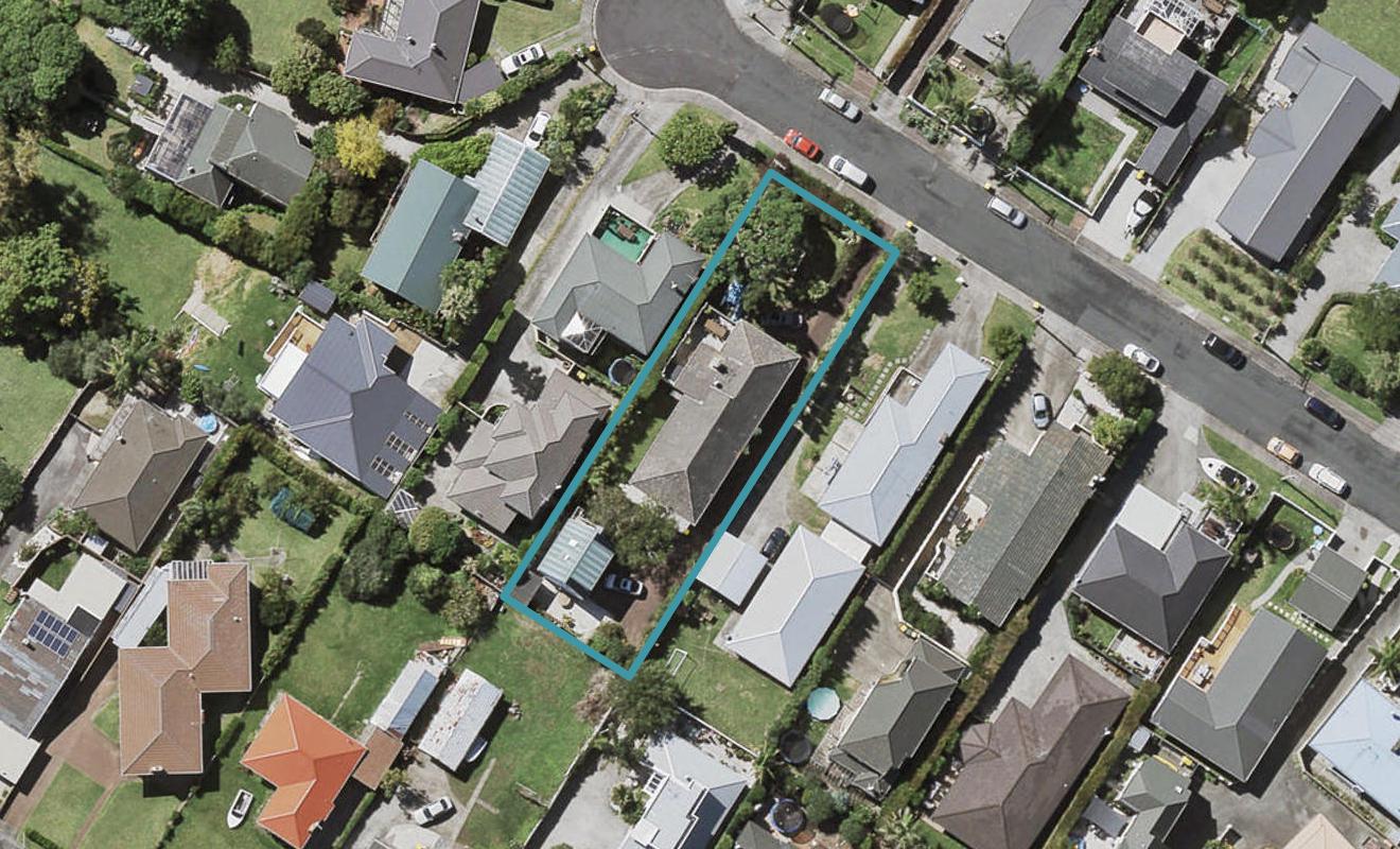 16 Spencer Terrace, Hauraki, Auckland - Carousel 1