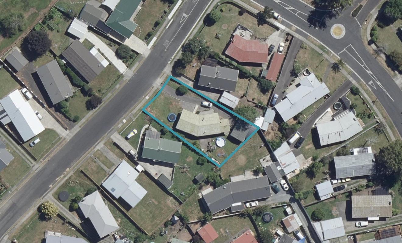 5 Margaret Place, Deanwell, Hamilton - Carousel 1