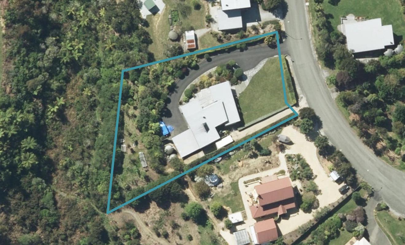 40 Nyhane Drive, Takaka - Carousel 1