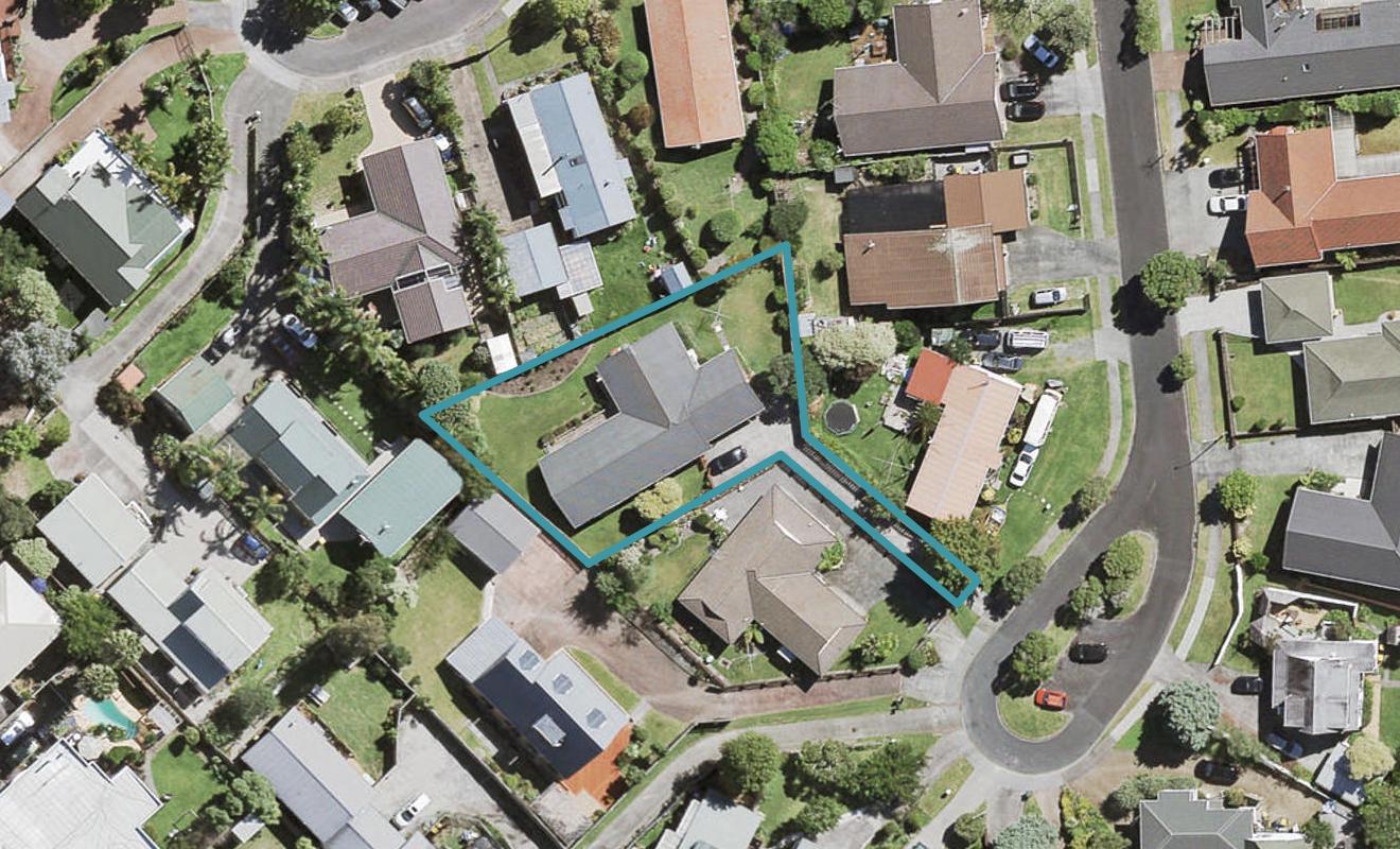 9 Muscat Place, Henderson, Auckland - Carousel 1