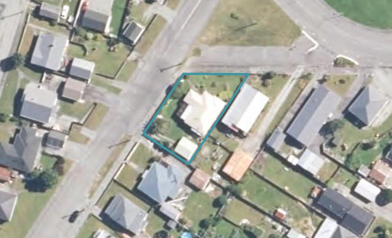 2 Swift Street, Blaketown, Greymouth - Carousel 1