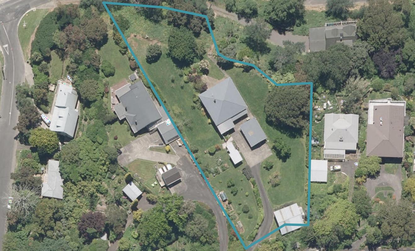 35 Mount View Road, Bastia Hill, Whanganui - Carousel 1