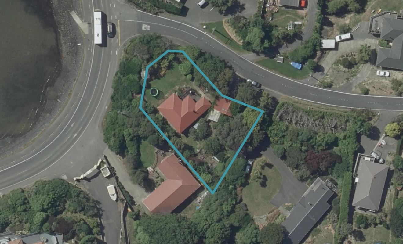 2 Castlewood Road, Company Bay, Dunedin - Carousel 1