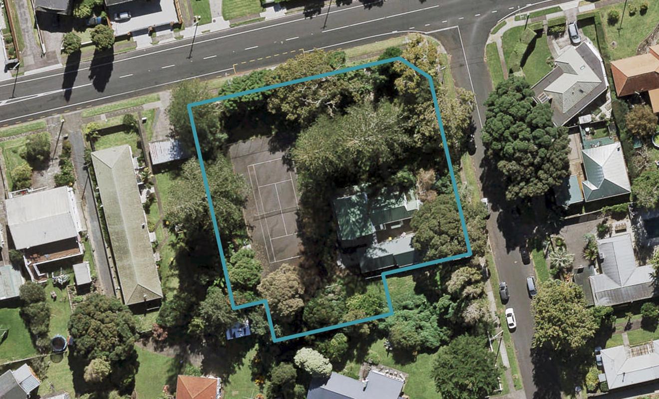 49 Church Road, Mangere Bridge, Auckland - Carousel 1