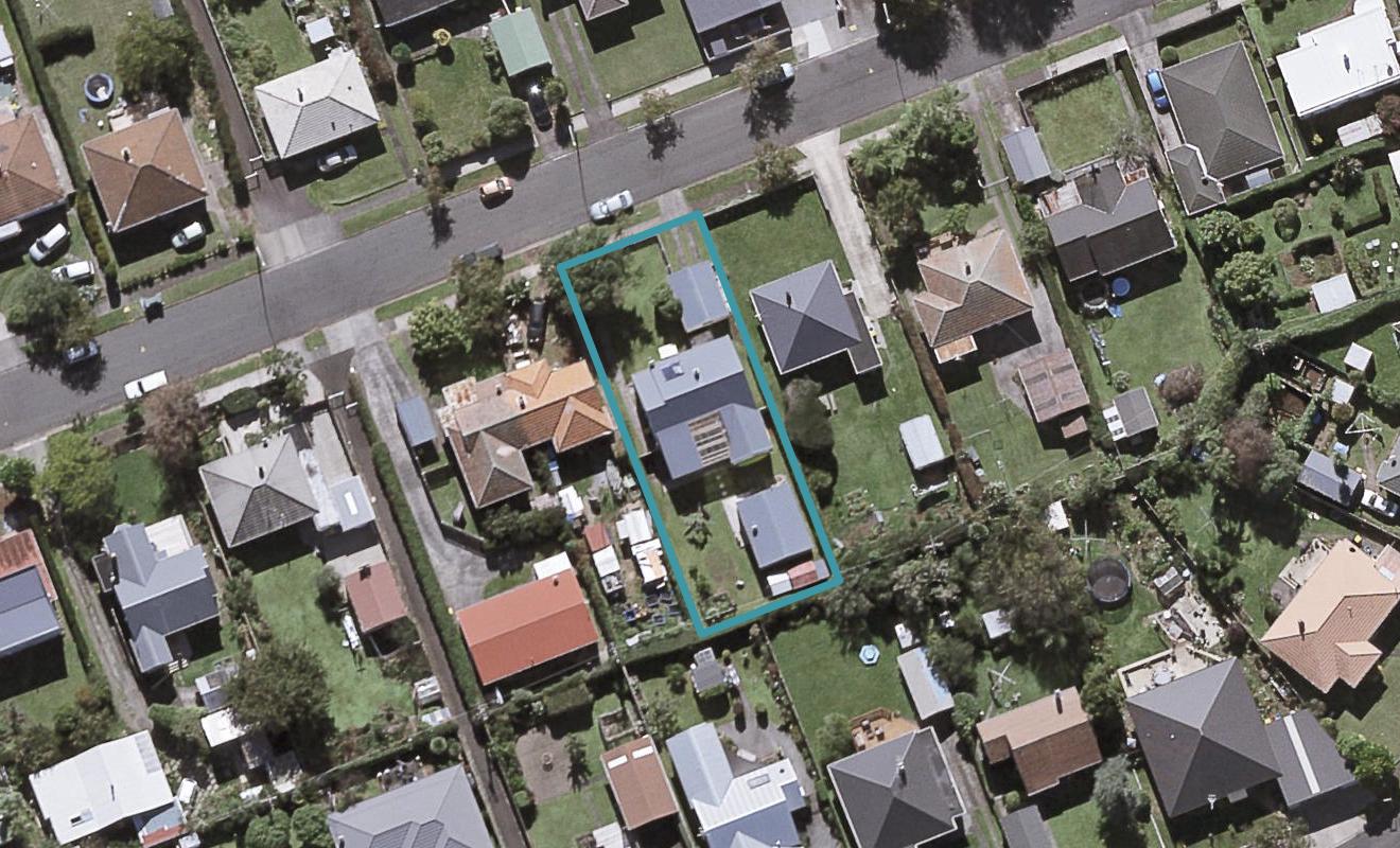 24 Cornwall Street, Brooklands, New Plymouth - Carousel 1
