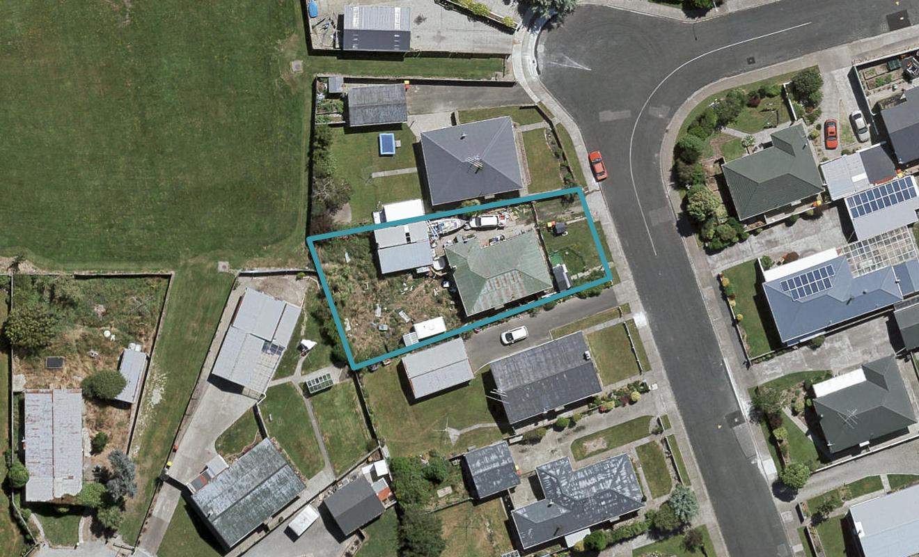 14 Orwell Crescent, Newfield, Invercargill - Carousel 1