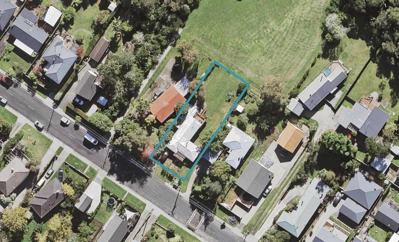 35 Lauderdale Road, Birkdale, Auckland - Carousel 1