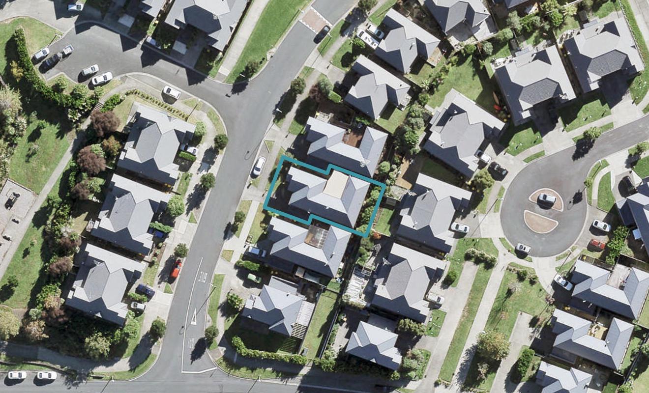 90 Fields Parade, Oteha, Auckland - Carousel 1