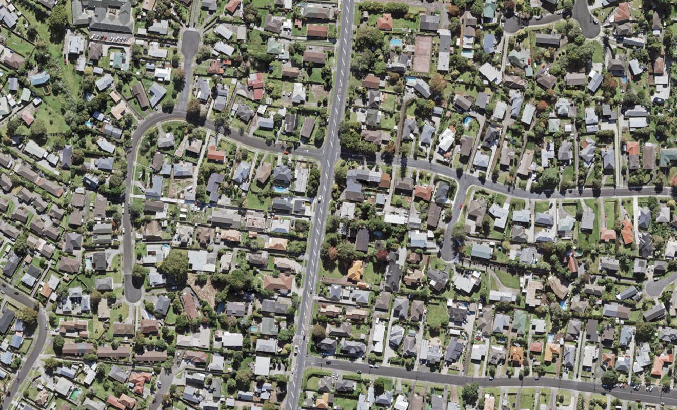 93 Te Atatu Road, Te Atatu South, Auckland - Carousel 1