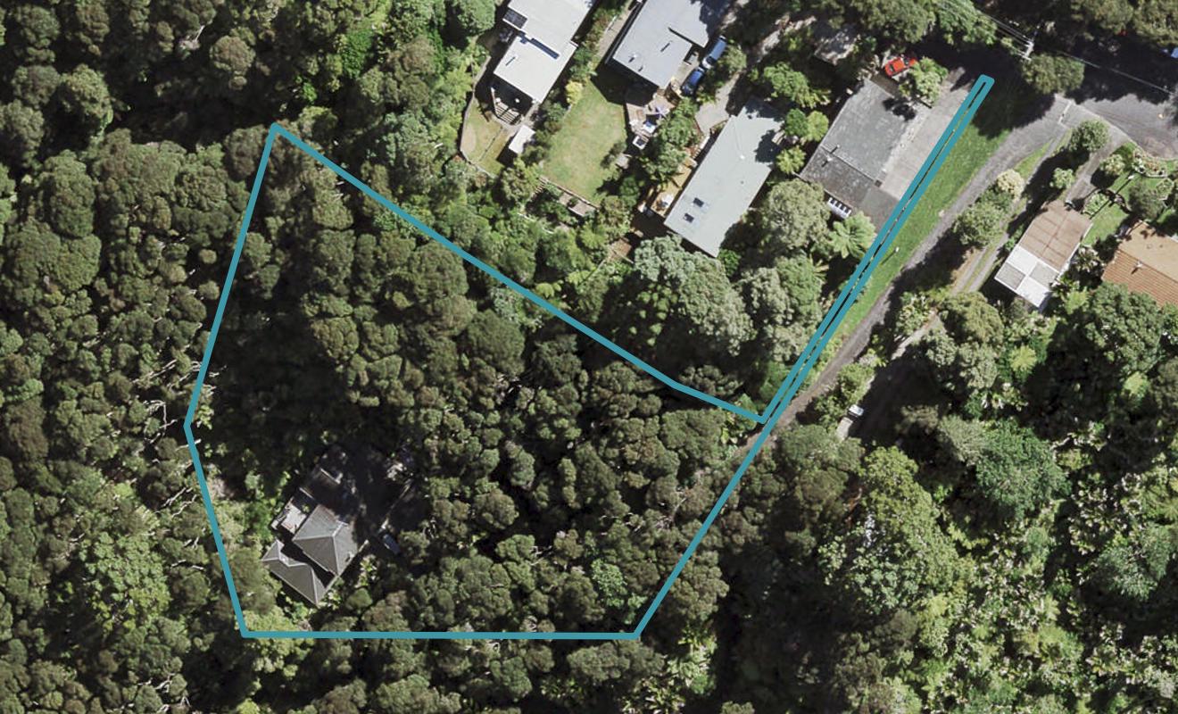 55C Tainui Road, Titirangi, Auckland - Carousel 1