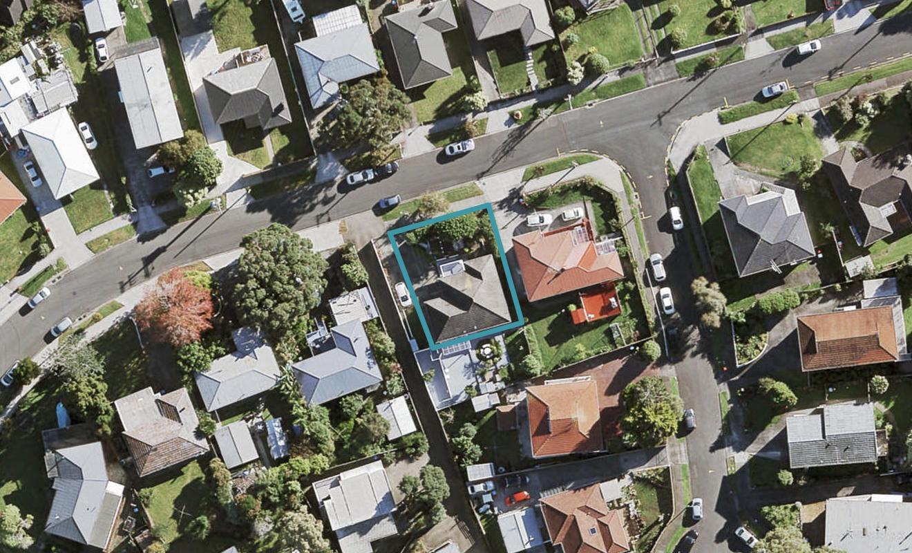 169 Methuen Road, New Windsor, Auckland - Carousel 1