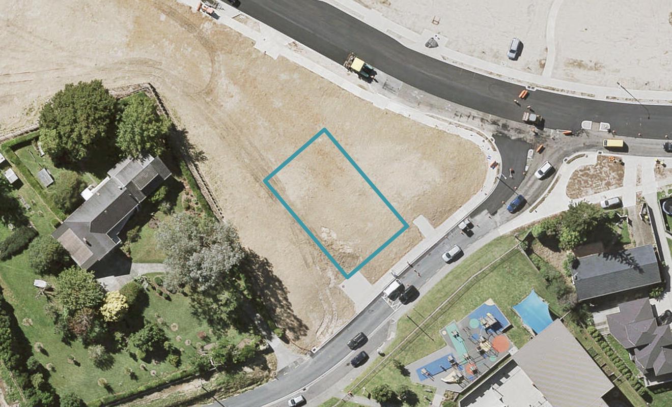 47 Spencer Road, Oteha, Auckland - Carousel 1