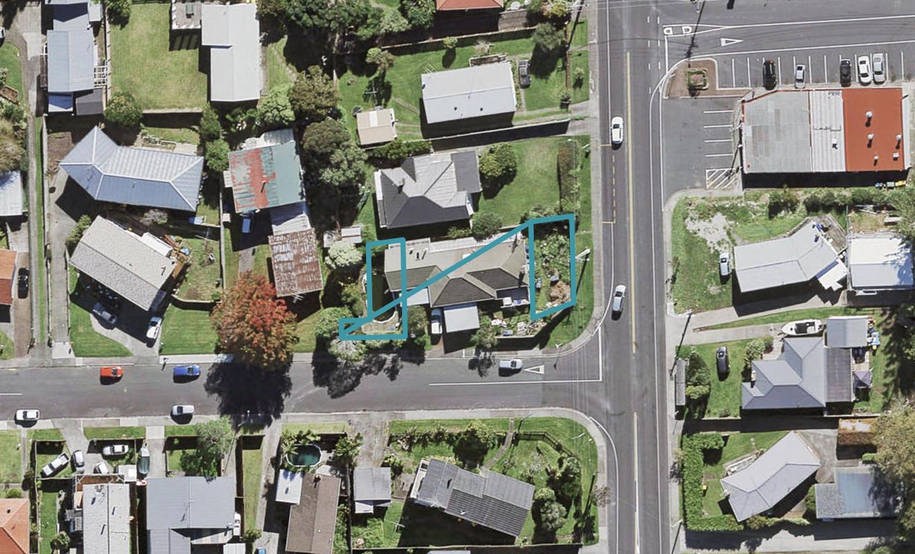 1F Flaxdale Street, Birkdale, Auckland - Carousel 1