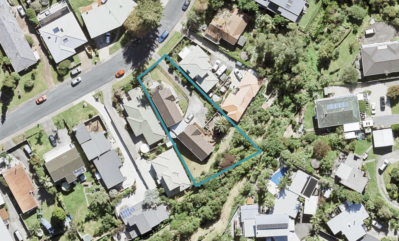 66A The Circle, Manly, Whangaparaoa - Carousel 1