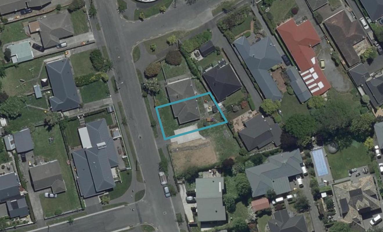 2/58 Garreg Road, Bryndwr, Christchurch - Carousel 1