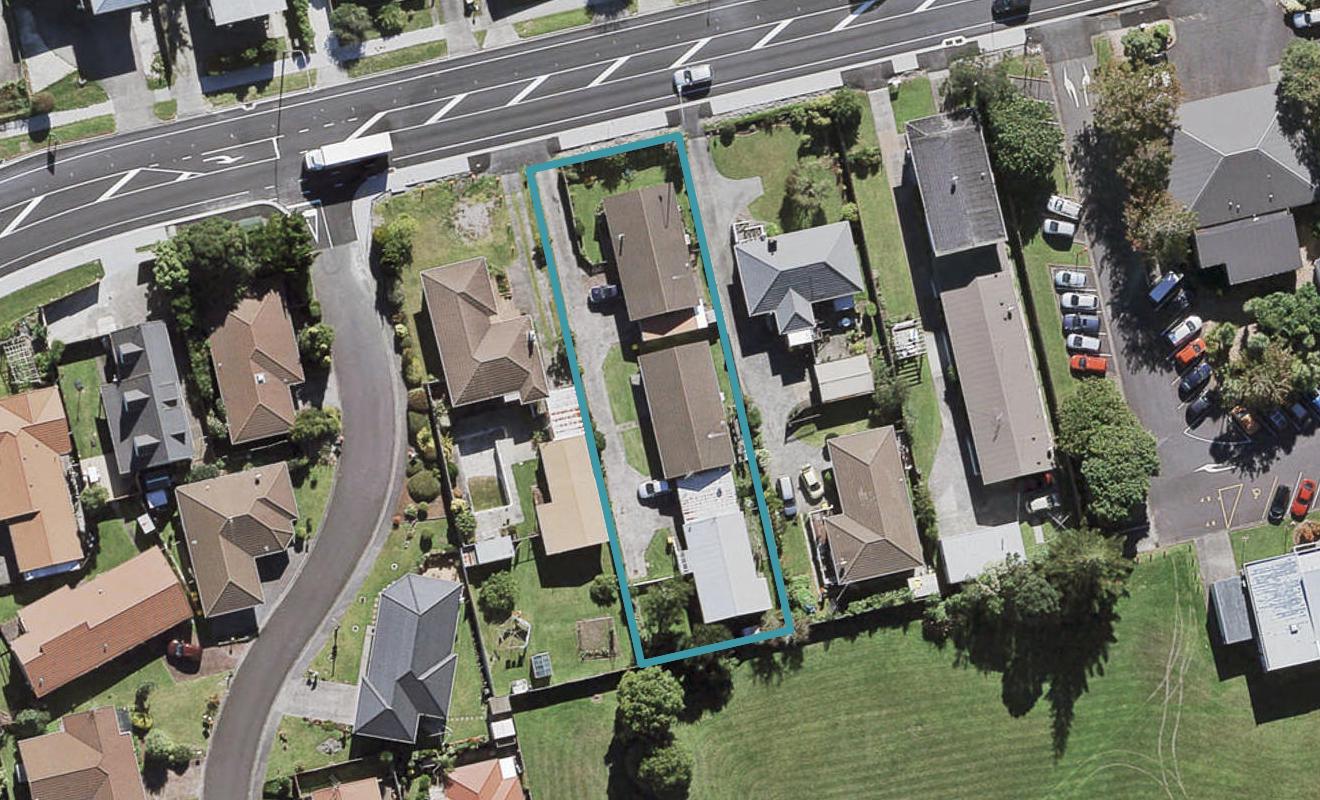 1/237 Edmonton Road, Te Atatu South, Auckland - Carousel 1