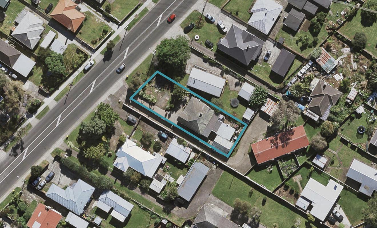 310 Massey Road, Mangere East, Auckland - Carousel 1