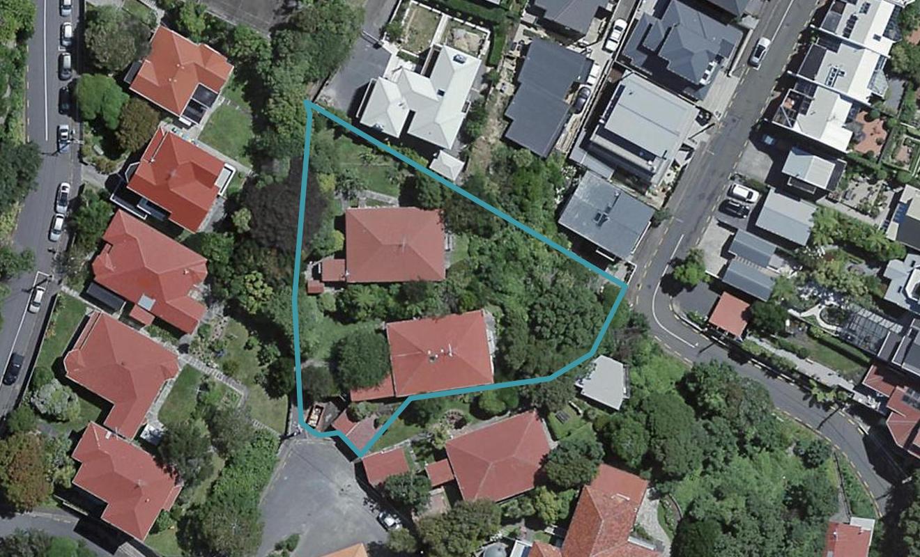 3 Gladstone Terrace, Kelburn, Wellington - Carousel 1