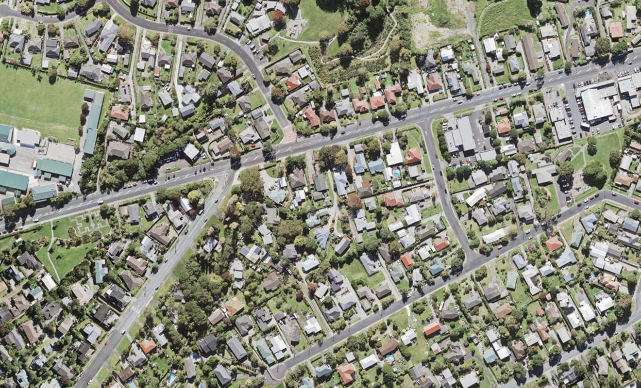 6/94 Godley Road, Green Bay, Auckland - Carousel 1