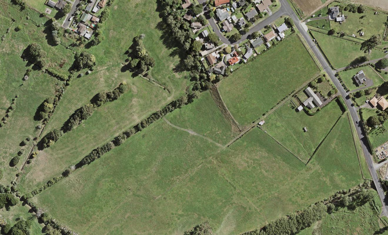 23 Bannockburn Road, Ōpaheke, Papakura - Carousel 1