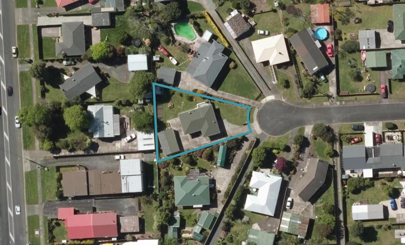12 Thompson Place, Tikipunga, Whangarei - Carousel 1