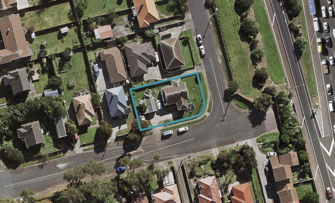 102 Avenue Road, Otahuhu, Auckland - Carousel 1