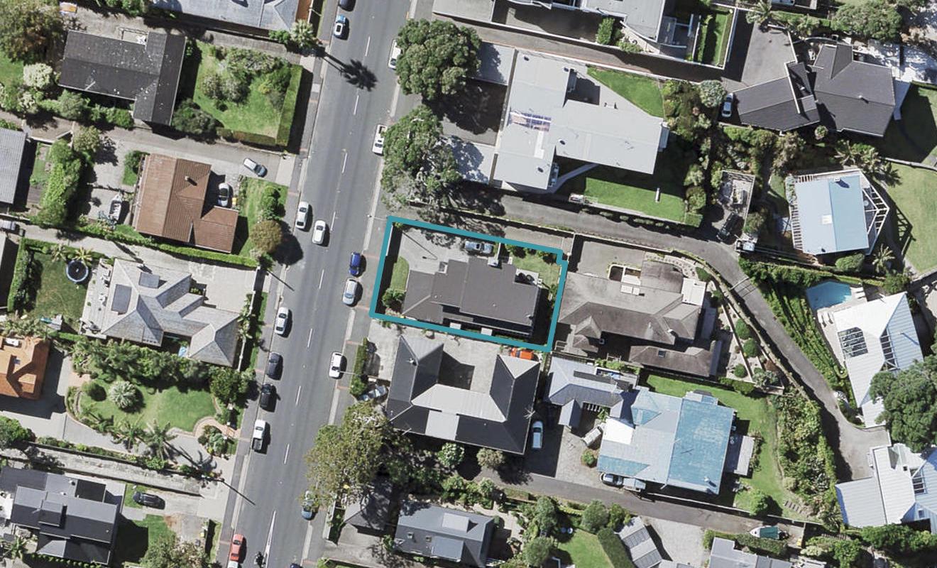 235A Hurstmere Road, Takapuna, Auckland - Carousel 1
