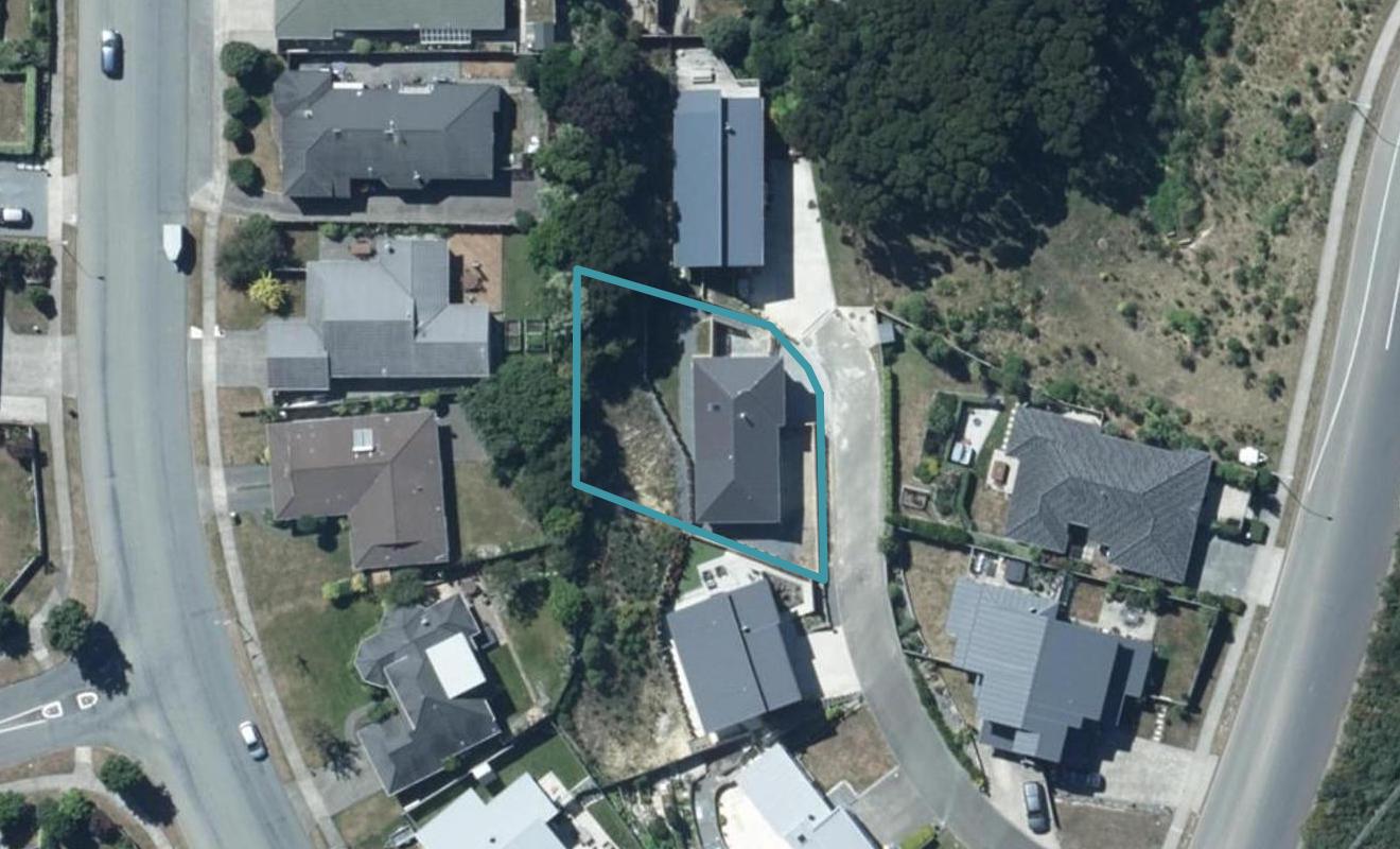 134 Navigation Drive, Whitby, Porirua - Carousel 1