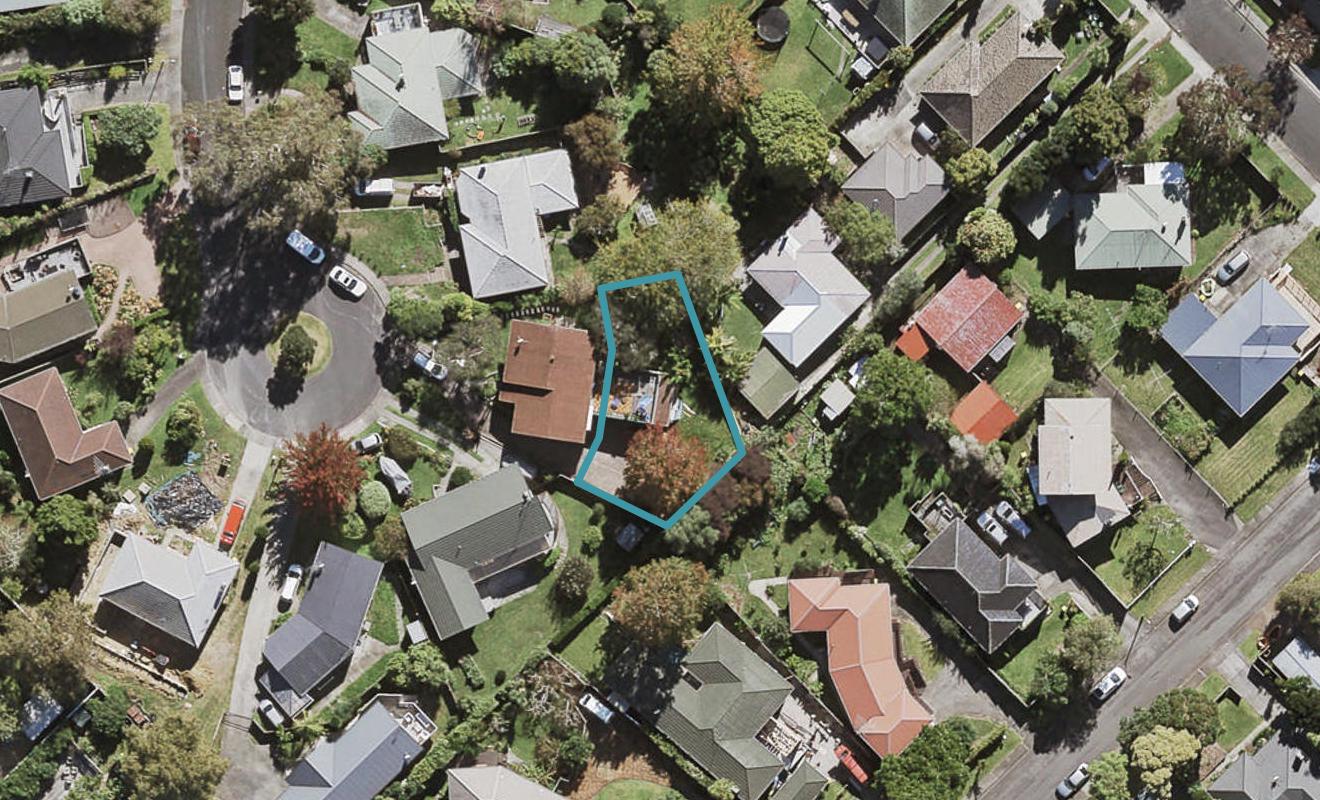 12A Linley Place, Hillcrest, Auckland - Carousel 1