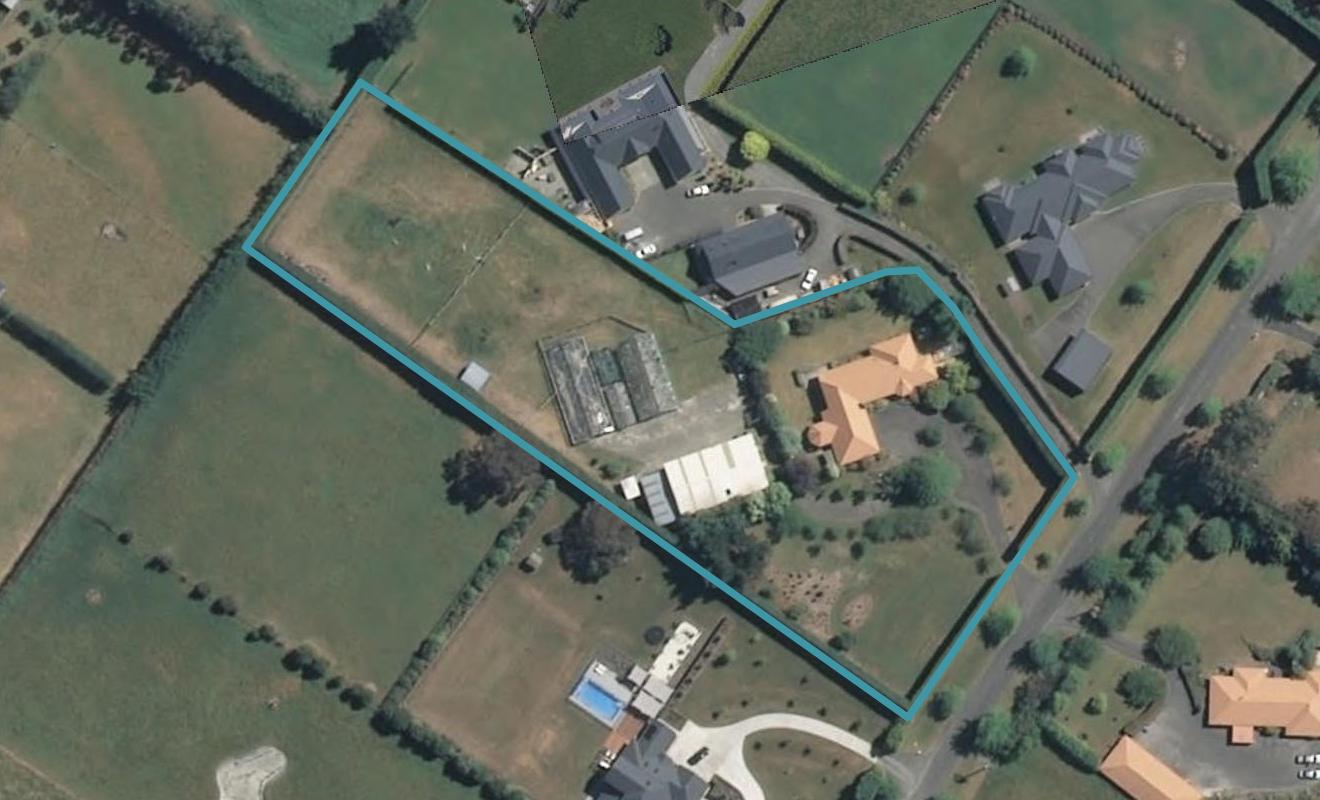 27 Kingcraft Drive, Christchurch - Carousel 1