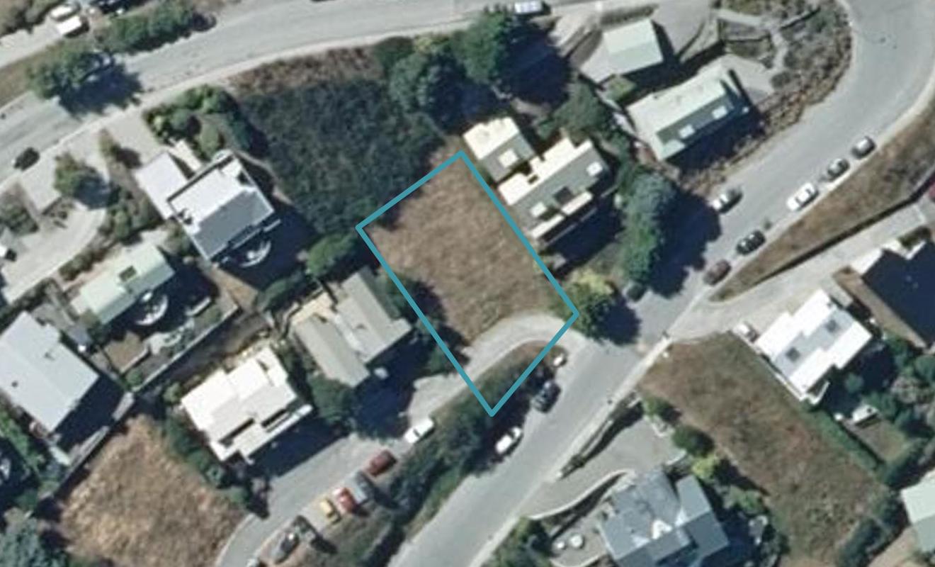 120 Wynyard Crescent, Fernhill, Queenstown - Carousel 1