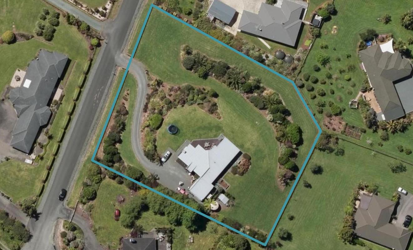 9 Glen Bruce Place, Whangarei - Carousel 1