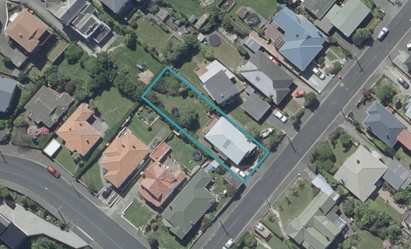 3 Oakland Street, Andersons Bay, Dunedin - Carousel 1