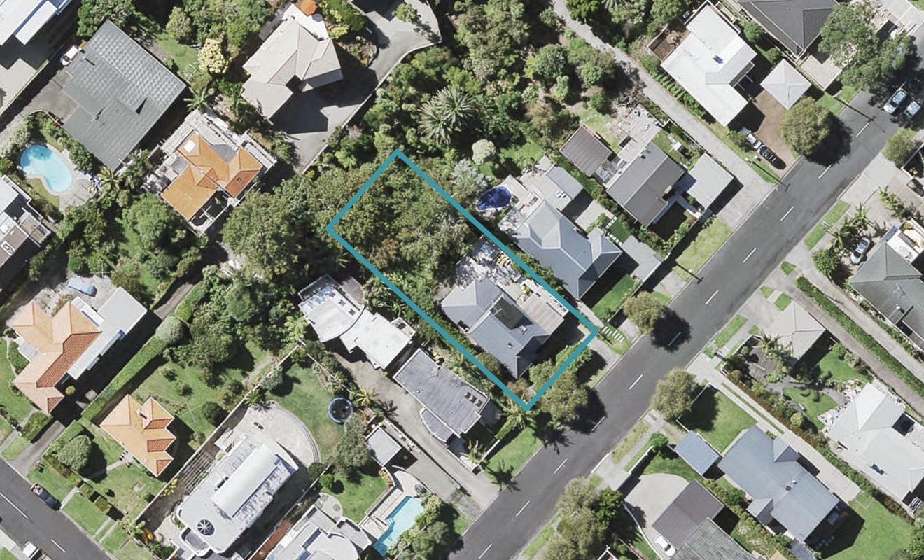 66 Castor Bay Road, Castor Bay, Auckland - Carousel 1