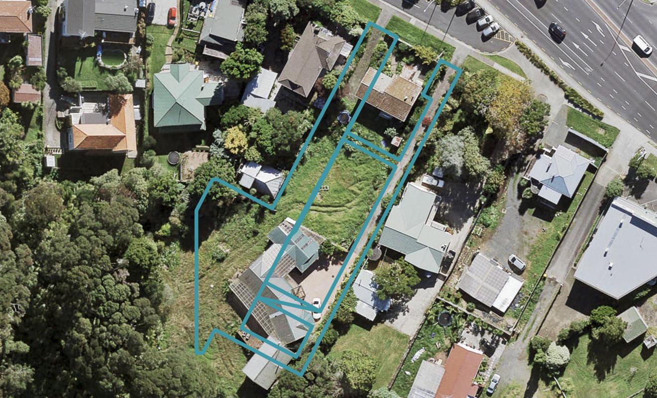 16/9 Schnapper Rock Road, Greenhithe, Auckland - Carousel 1