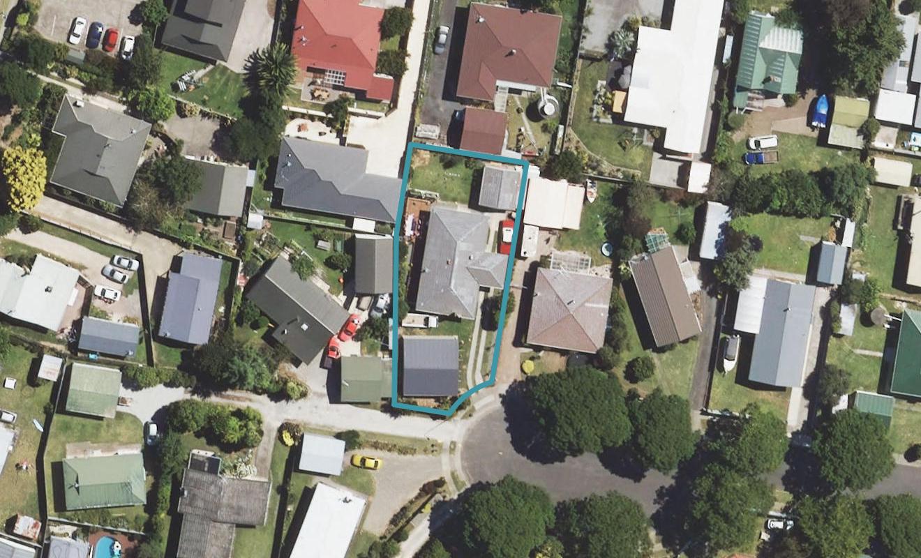 9 Clifton Place, Riverdale, Gisborne - Carousel 1