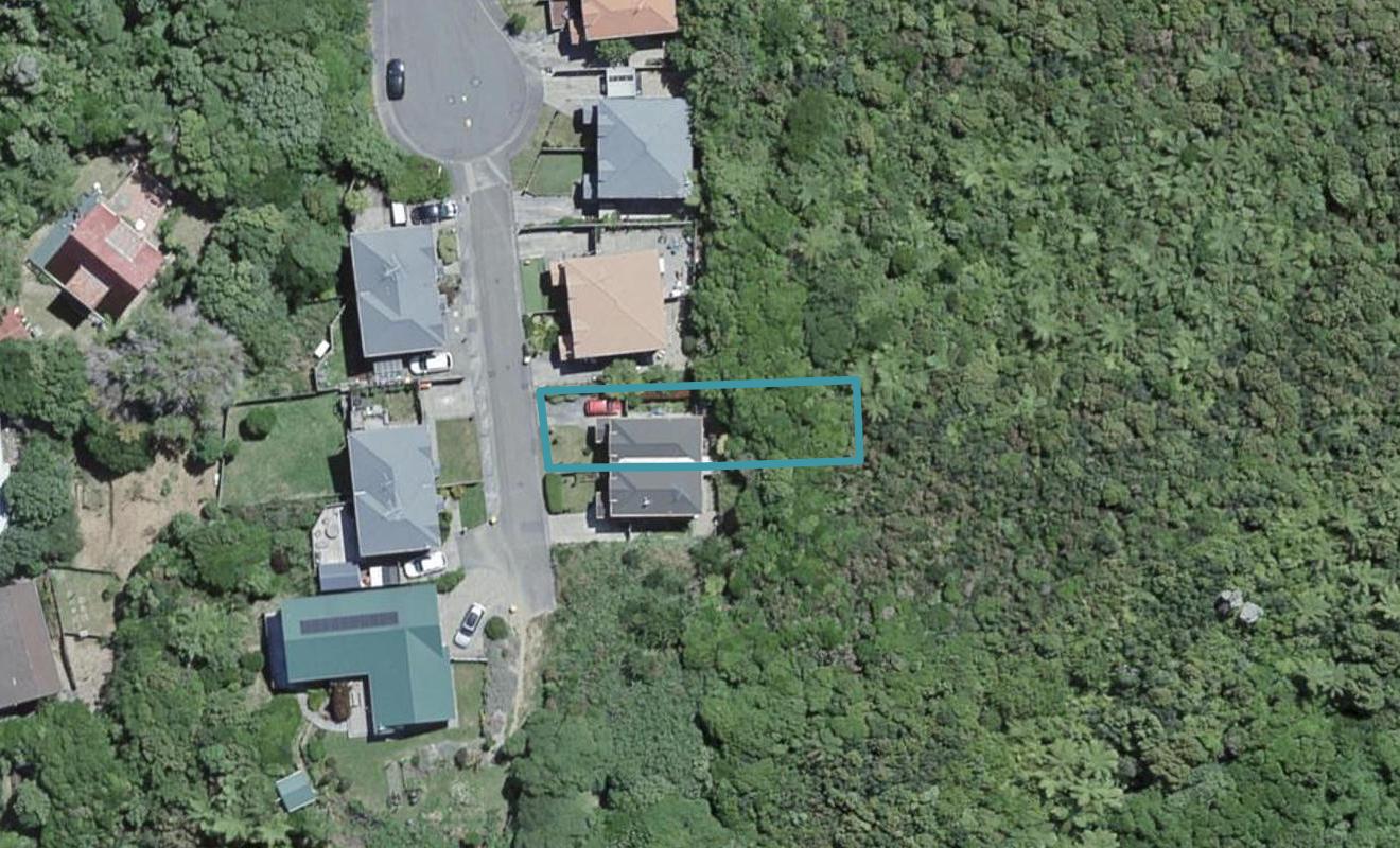 79 Woodhouse Avenue, Karori, Wellington - Carousel 1