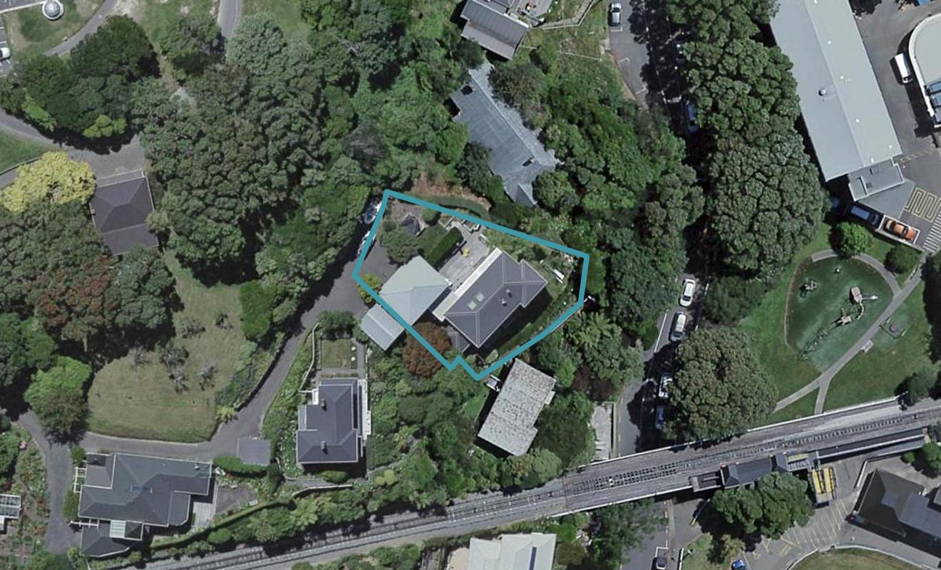 62 Salamanca Road, Kelburn, Wellington - Carousel 1