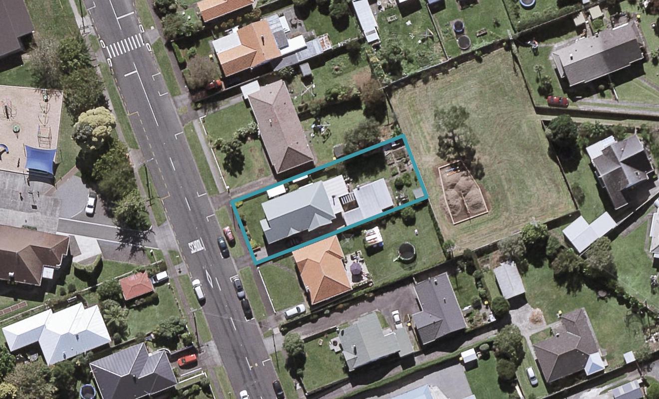 121 Brooklands Road, Brooklands, New Plymouth - Carousel 1