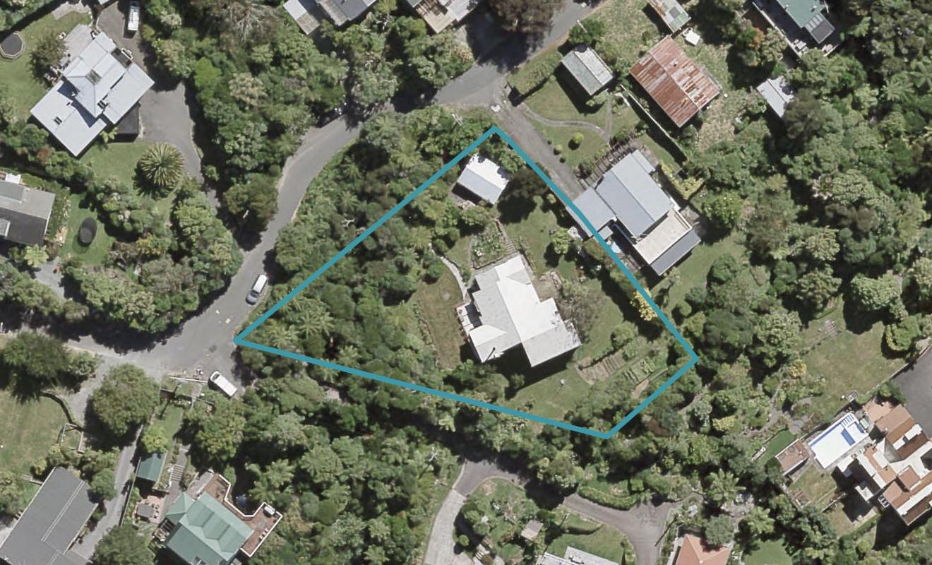 21 Belmont Terrace, Belmont, Lower Hutt - Carousel 1