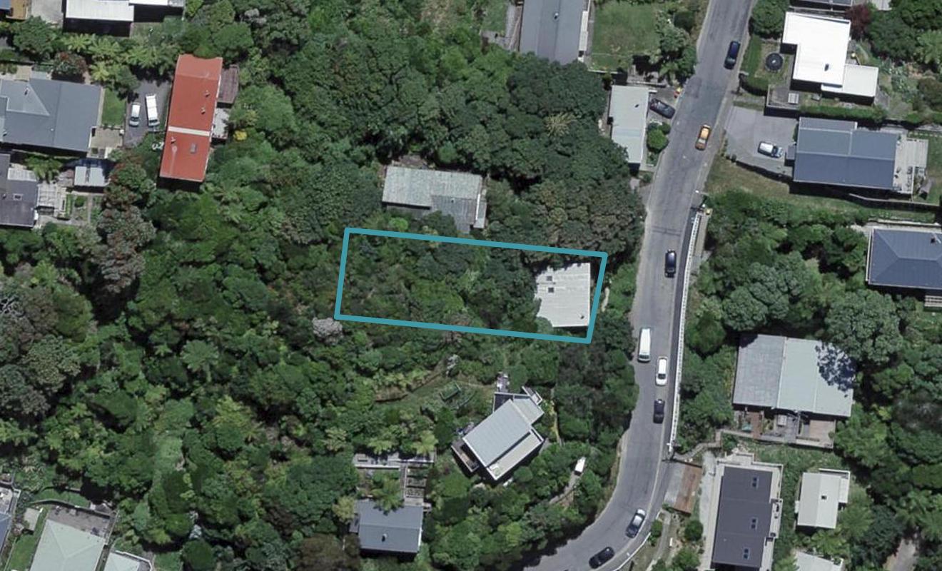 15 Whaui Street, Vogeltown, Wellington - Carousel 1