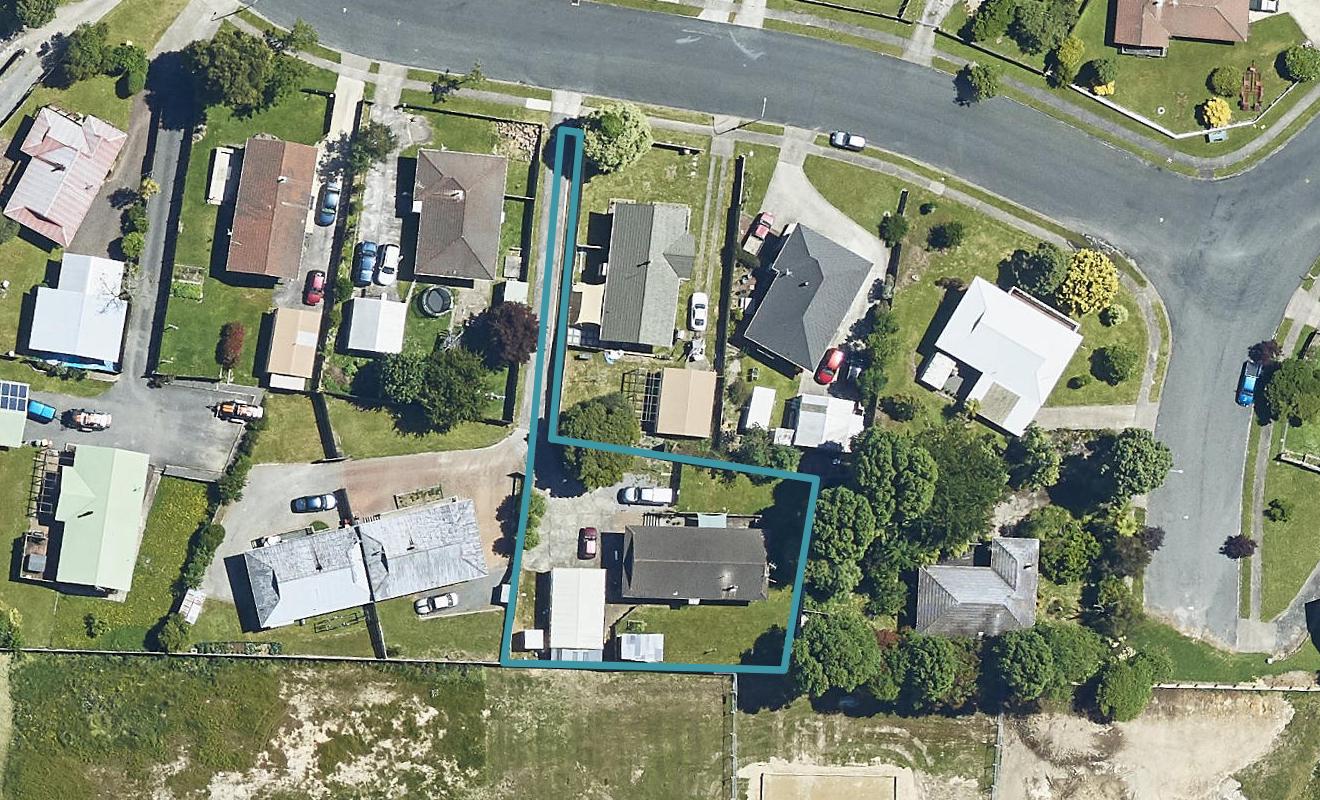 8 Sunline Place, Ngongotaha, Rotorua - Carousel 1