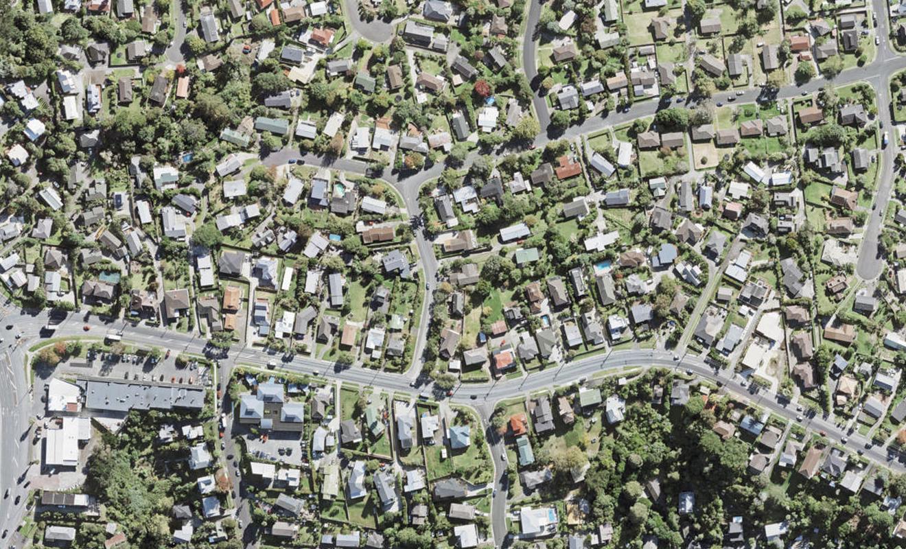 2 Nor'East Drive, Northcross, Auckland - Carousel 1