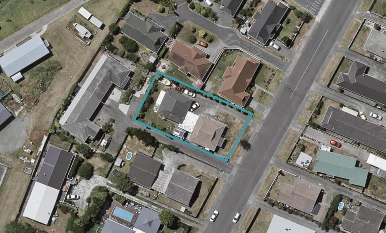2/111 Hillcrest Road, Raumati Beach, Paraparaumu - Carousel 1