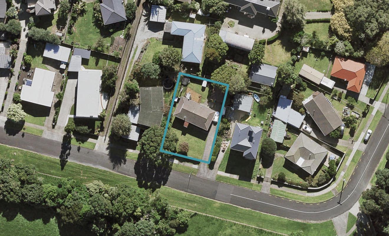 24 Ambury Road, Mangere Bridge, Auckland - Carousel 1