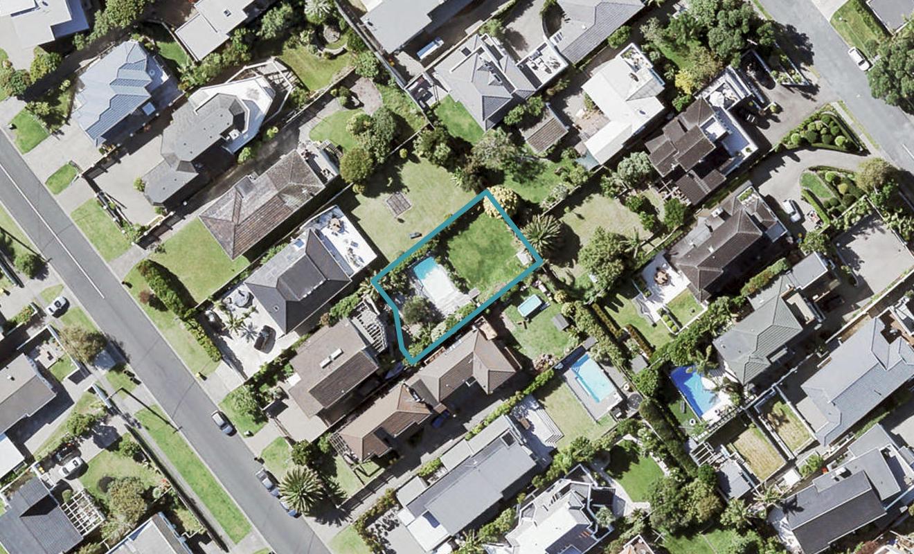 45A Gulf View Road, Murrays Bay, Auckland - Carousel 1