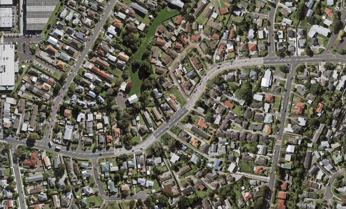 2C Spooner Lane, Mount Wellington, Auckland - Carousel 1