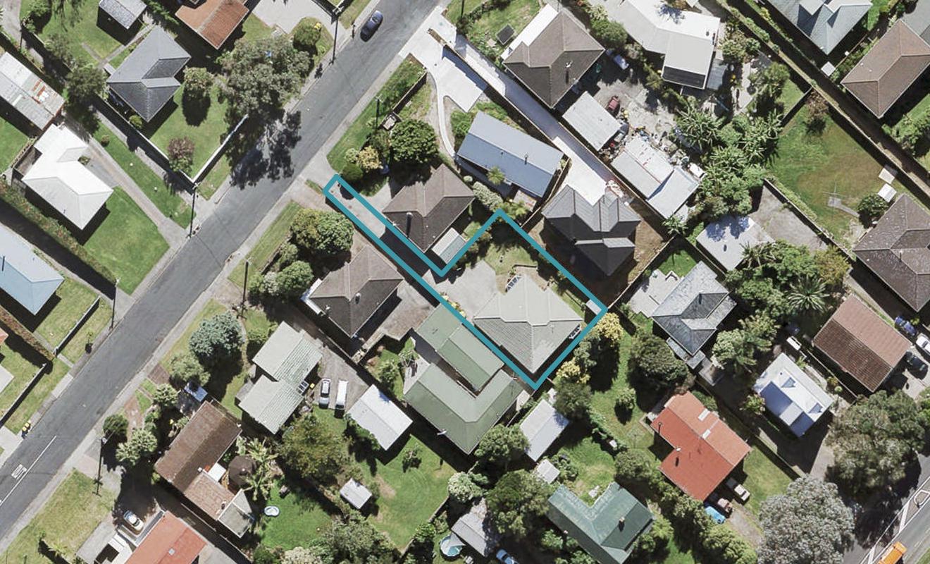 38A Farquhar Road, Glendene, Auckland - Carousel 1